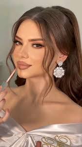 Itzel Alonso's Instagram, Twitter & Facebook