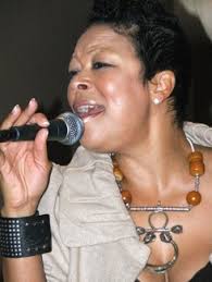 Julia Huff live jazz at the M Lounge concert review and photos by James  Walker