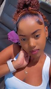 Leah Clarke's Instagram, Twitter & Facebook