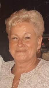 Brenda Bartholomew's Instagram, Twitter & Facebook