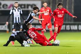 De eerste wedstrijd in 2016 is direct een hele fraaie. Samenvatting Heracles Almelo Fc Twente Voetbalsamenvattingen Ad Nl