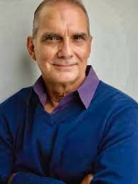 A perfect evening getting to read a new #tvpilot alongside the one and only  @larkenwoodward and a stacked cast written and directed by  @bretontynerbryan and #comingsoon 👌🍾🥳