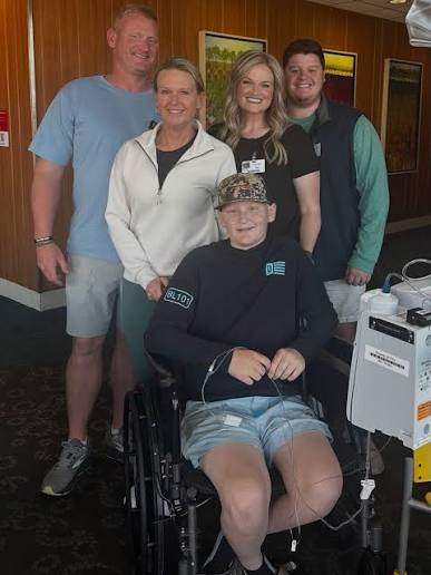 We just lost a remarkable young man. Will Roberts faced advanced  osteosarcoma with extraordinary courage, surrounded every step of the way  by the unwavering love of his parents and a medical team