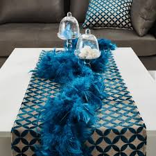 Tischlaufer Und Girlande In Funkelndem Blau Ideal Fur Eine Elegante Weihnachtsdekoration Xxxl Elegantes Weihnachten Weihnachten Feiern Weihnachtsdekoration