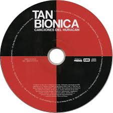Fue lanzado el 20 de mayo de 2013, y su presentación oficial se realizó los días 8 y 9 de. Caratula Cd De Tan Bionica Canciones Del Huracan Portada