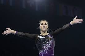 Sie hadert mit den kampfrichtern und verpasst ihr grosses ziel. Kunstturnen Sm Giulia Steingruber Siegt Uberlegen