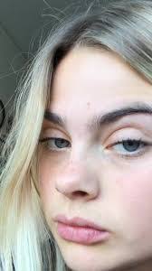 Sarah Sydnor's Instagram, Twitter & Facebook