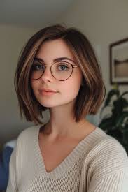 These 30 Women Who Ditched Dyeing Their Hair Look So Fabulous, They May  Convince You To Do The Same (New Pics)