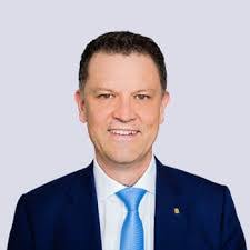 Craig Hooley's Instagram, Twitter & Facebook