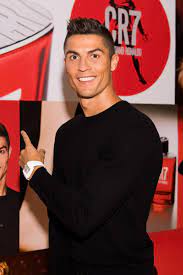 Cristiano ronaldo dos santos aveiro) родился 5 февраля 1985 года в фуншале (о. Cristiano Ronaldo Starportrat News Bilder Gala De