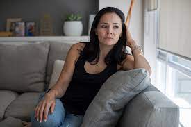 Former nxivm member sarah edmondson reacts to cult founder keith raniere's sentencing: She Escaped From Nxivm Now She S Written A Book About The Sex Cult The New York Times