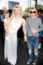 Courtney Love S Most Iconic Red Carpet Moments Fashion Courtney Love 90s Fashion