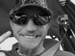 Darryl Craig's Instagram, Twitter & Facebook