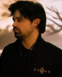 Damien Kyle's Instagram, Twitter & Facebook