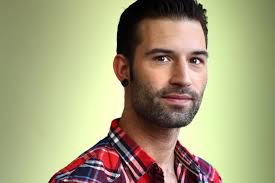 He is a musician and vj who originally came to fame as the drummer for the pop punk band nailpin. Sean Dhondt Kinderen Zijn Voor Mij Geen Voorwaarde Om Comp Gazet Van Antwerpen