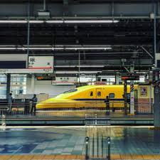 ドクターイエローに遭遇 鉄道 写真 名古屋 観光 駅