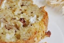 Cake Au Fromage De Chevre Noix Et Oignon Caramelise Recette Recette Cake Au Fromage Recettes De Cuisine