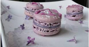 Macarons A La Lavande Paperblog Macaron Alimentation Cuisine