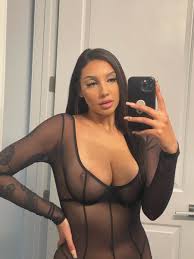 Hotwife 4 BBC Gangbang - Husband Watches Films