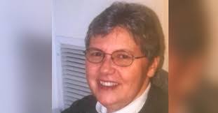 Angela Ream's Instagram, Twitter & Facebook