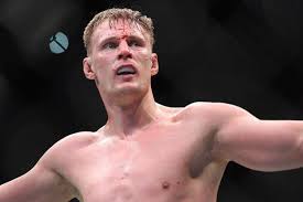 В перерыве между первой и второй пятиминуткой из рассечений оверима. Aleksandr Volkov Ufc Zainteresovan V Tom Chtoby Ya Vklyuchilsya V Gonku Za Titul Sovetskij Sport