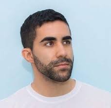 Short Textured Men S Hair Great On Thick Mediterranean Curly Hair Mens Hairstyles Curly Hair Styles Men