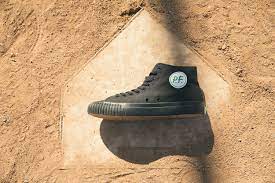 The special edition cleat will be inspired by the classic pf flyers center hi model, which can be seen worn by benny the jet rodriguez in the classic sandlot movie. Run Faster And Jump Higher With The Pf Flyers Limited Edition 25th Anniversary Sandlot Center Hi Kicksonfire Com