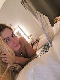 Morgan Reese on X: Checking a few emails before I go to bed. Thanks  everyone for an amazing day ❤️❤️❤️ #camlife t.com0w5MkO76n  X