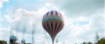 Trailer for the aeronauts, starring eddie redmayne, felicity jones, himesh patel, anne reid and tim mcinnerny. The Aeronauts Trailer Up Up And Away The Nerdy