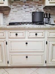Antique White Kitchen Makeover Antique White Kitchen Cabinets Antique White Kitchen White Kitchen Makeover