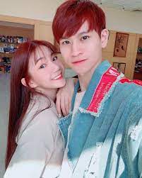 52 3k 個讚 310 則留言 instagram 上的眾量級crowd crowd520 你們今天那裡是出太陽還是下雨 底下留言 桌曆預購倒數四天 你們入手了嗎 我們不定時在蝦皮商城的聊聊回覆你們等你來哦 眾量 instagram profile instagram crowd