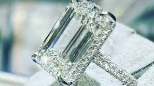 Maybe you would like to learn more about one of these? Como Pago Christian Nodal Los Tres Millones De Dolares Del Anillo De Belinda Infobae