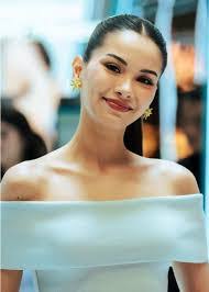 Alyssa Street's Instagram, Twitter & Facebook