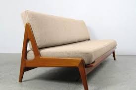Dc Hillier S Mcm Daily Daybeds Wooden Sofa Designs Couch Design Sofa Design