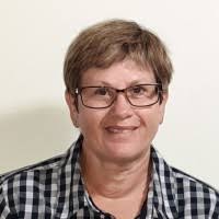 Rhonda M Crotteau
