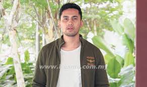 Idris khan, zara zya, wawa zainal, arash mohamad, kuza, aishah asna, laila nasir, rafi ghazali penulis skrip. Idris Khan Nikah Dua Tahun Lagi Buletin Malaysia