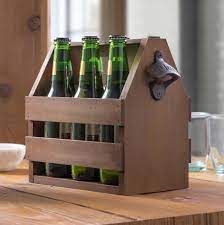 With your customised text on the wooden bottle holder, this gift becomes quite simply unique. Diy Wooden Beer Caddy In Six Steps Diy Candy