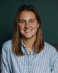 Rebecca Enders's Instagram, Twitter & Facebook