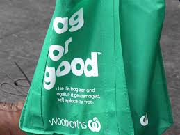 There are cheaper 15c recycled plastic, 99c foldable and $2.49 chiller bags that are not. Woolies Brings In New 20 Cent Shopping Bag Queensland Times