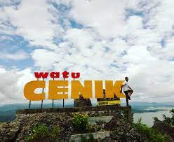 Nyobok di waduk gajah mungkur. Watu Cenik Tempat Wisata Baru Menikmati Waduk Gajah Mungkur Wisatakaka