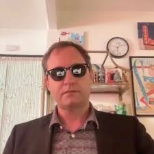 The tone of instrumental music, sponges becoming a little less damp, and  non-conscious crafting. Ryan Weinstein of @coffinprick is