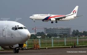 ✈ jimat lebih banyak dengan promosi penerbangan airasia terbang bersama air france, cathay pacific, etihad, garuda indonesia, klm, lufthansa, dan singapore airlines pada harga yang lebih berpatutan. Malaysia Airlines Resmi Buka Rute Penerbangan Baru Kuala Lumpur Kertajati