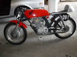 If you are a seasoned rider who are used to or have been exposed to more to sophisticated bikes, you would still be able to. Honda Cb 125 Oldtimer Motorrad Kaufen Classic Trader