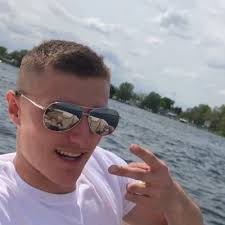 Nick Hull (@nhull48)