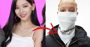 Die gruppe besteht aus karina, . Aespa Karina Flaunts Her Perfect Proportions By Wearing A Mask As A Crop Top Kpop Boo