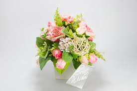 The arrangement is put together using white roses, a square vase, blue marbles, and pearl corsage pins. 4 364 Square Vase Photos Free Royalty Free Stock Photos From Dreamstime