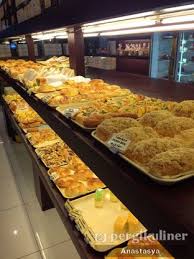 Lalu tertera bahan baku yang. Clover Bakery Hayam Wuruk Lengkap Menu Terbaru Jam Buka No Telepon Alamat Dengan Peta