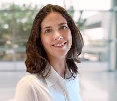 Adriana Decker's Instagram, Twitter & Facebook