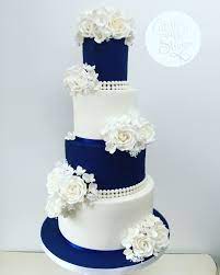 Pin By Itzel Rg On Cake Navy Blue Wedding Cakes Wedding Cake Decorations Royal Blue Wedding Cakes