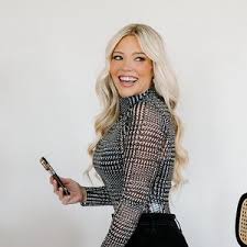 April Williams (@thisisaprilwilliams) | TikTok